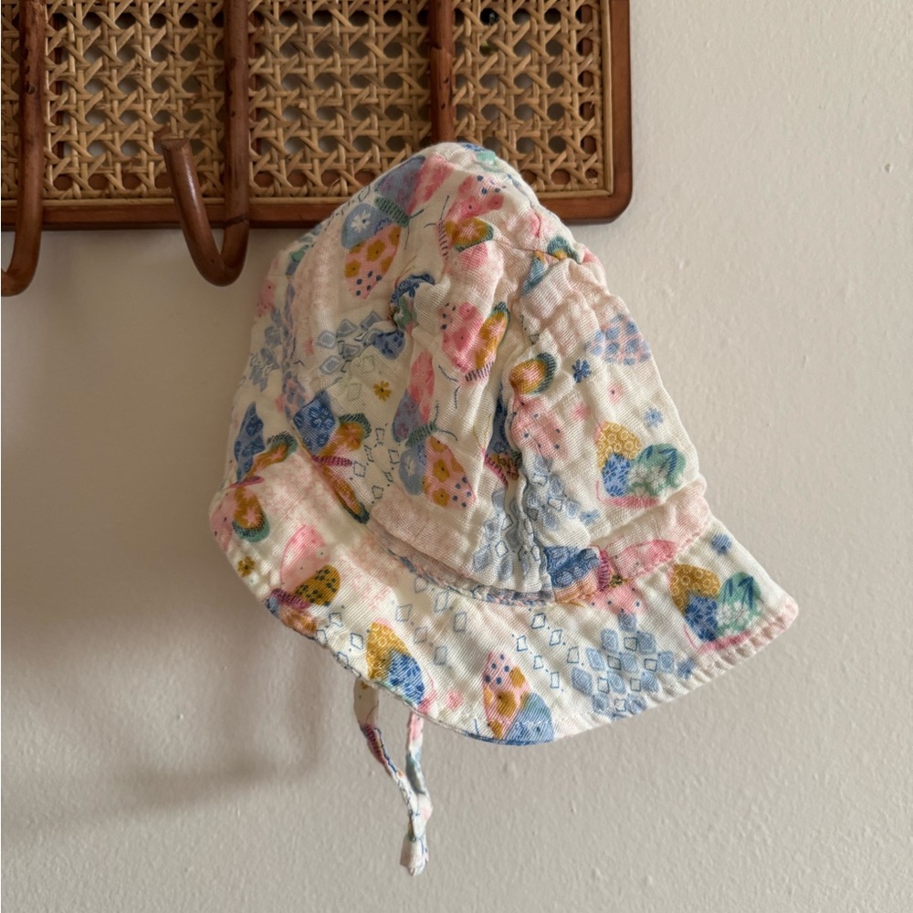 Angel Dear Muslin Sun Hat ~ Butterfly Patch